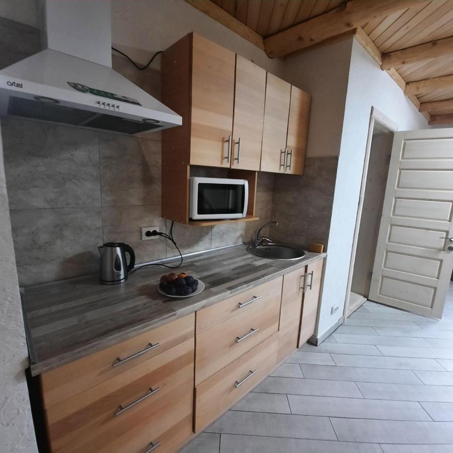 Vovna Apartamento Tatariv Exterior foto